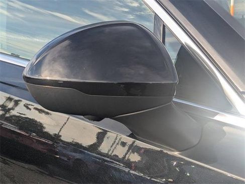 Used 2022 Buick Envision Avenir w/ Technology Package II image 12