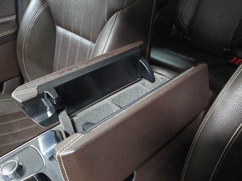 Used 2017 Mercedes-Benz GLE 350 4MATIC image 33