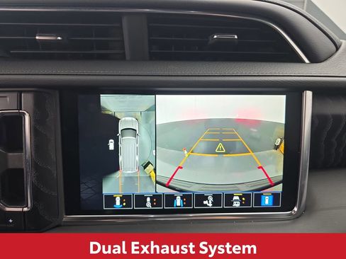 Used 2024 GMC Yukon Denali AWD/4WD image 30