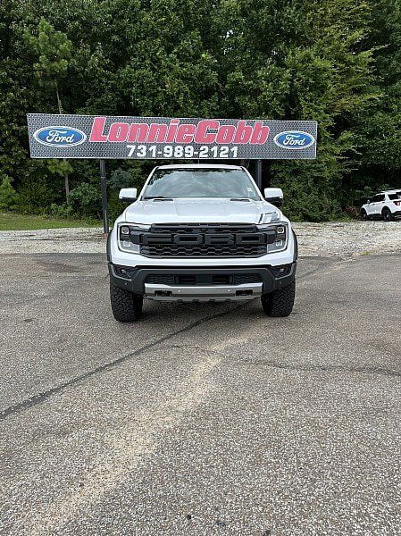 Used 2025 Ford Ranger Raptor AWD/4WD image 2