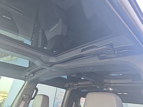 Used 2025 GMC Hummer EV 3X image 38