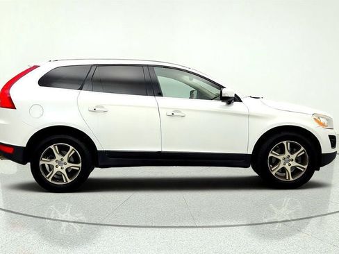 Used 2013 Volvo XC60 T6 AWD/4WD image 4