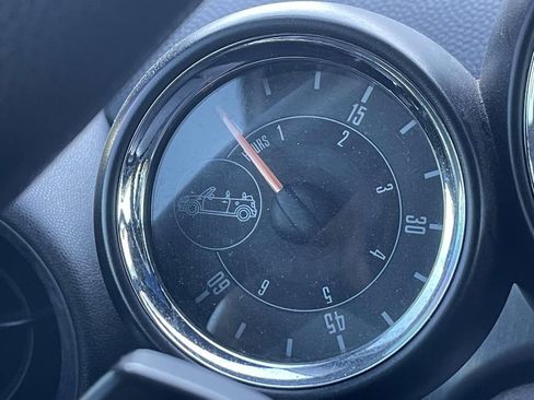 Used 2015 MINI Cooper S image 24