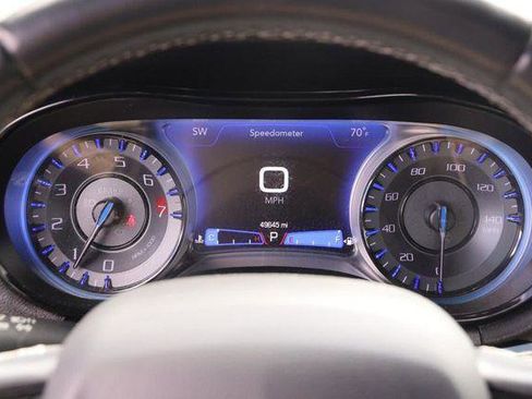 Used 2019 Chrysler 300 S RWD image 13