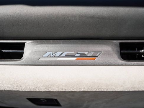 Used 2023 Maserati MC20 Spyder image 42