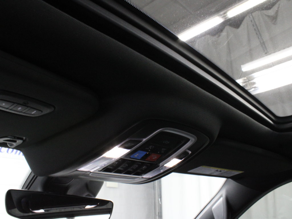 Used 2025 RAM 1500 Laramie w/ Night Edition AWD/4WD image 29
