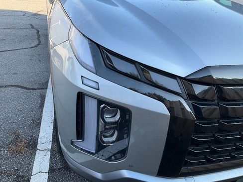 Used 2024 Hyundai Palisade Limited image 10