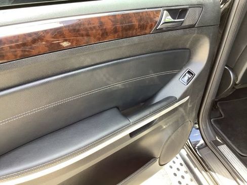 Used 2012 Mercedes-Benz GL 450 4MATIC image 18