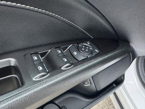 Used 2020 Ford Fusion Energi Titanium image 18