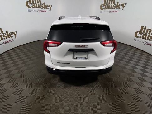 Certified 2024 GMC Terrain SLT w/ Elevation Edition FWD image 7