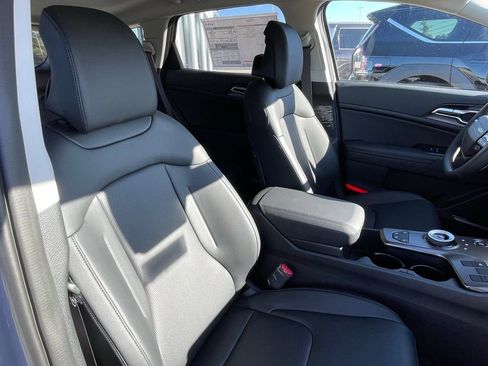 New 2026 Kia Sportage EX w/ EX Panoramic Sunroof Package image 30