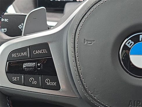 Used 2025 BMW X5 M60i w/ Climate Comfort Package image 21