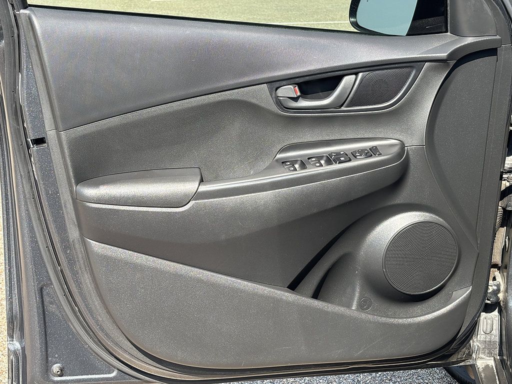 Used 2019 Hyundai Kona SEL FWD image 26