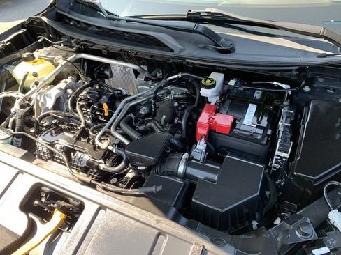 Used 2021 Nissan Rogue SV w/ Premium Package AWD/4WD image 27