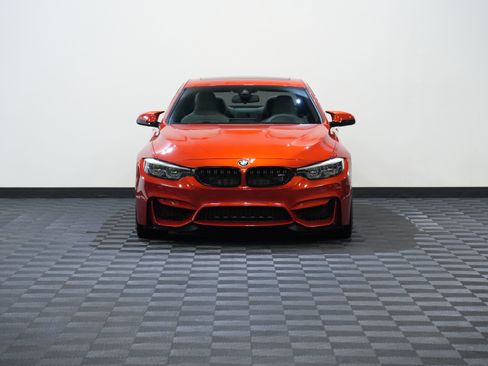 Used 2020 BMW M4 Coupe w/ Competition Package RWD image 4