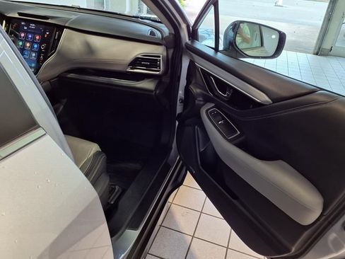 Used 2020 Subaru Outback Limited AWD/4WD image 27