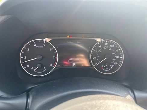 Used 2023 Nissan Sentra SV FWD image 14