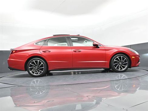 Used 2021 Hyundai Sonata Limited w/ Cargo Package FWD image 40