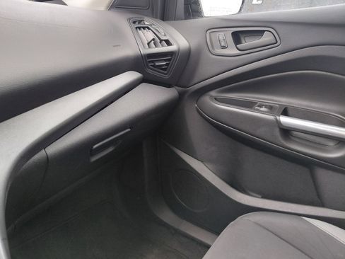 Used 2014 Ford Escape S image 17