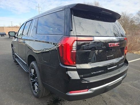 New 2026 GMC Yukon XL Elevation AWD/4WD image 3