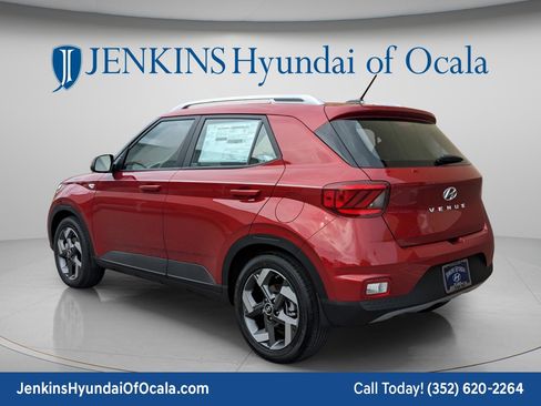 New 2025 Hyundai Venue SEL FWD image 6