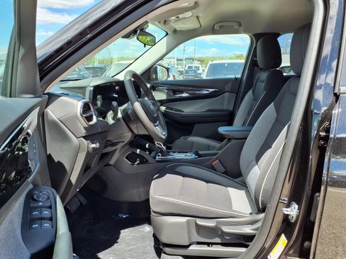 New 2026 Chevrolet TrailBlazer LT w/ Midnight Edition AWD/4WD image 11