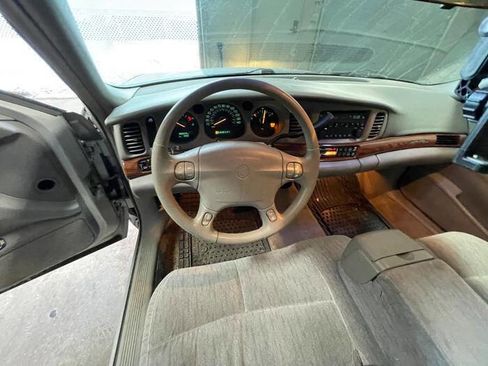 Used 2003 Buick Le Sabre Custom image 31