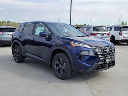 New 2026 Nissan Rogue SV AWD/4WD image 4