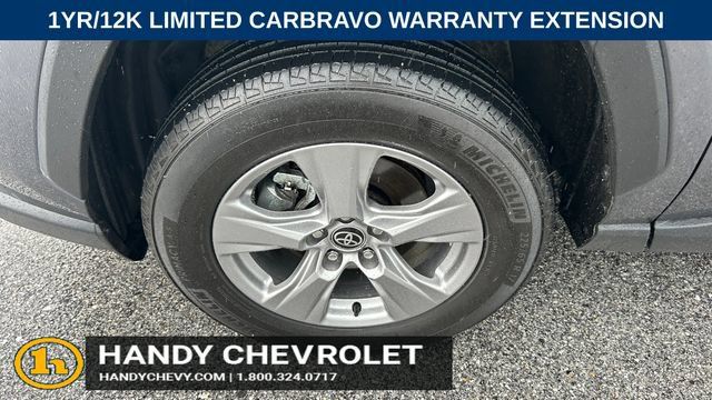 Used 2025 Toyota RAV4 XLE w/ Convenience Package AWD/4WD image 9