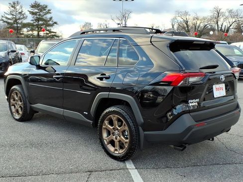 Certified 2025 Toyota RAV4 Woodland Edition image 7