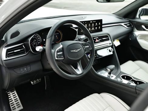 Used 2025 Genesis G70 3.3T Advanced image 20