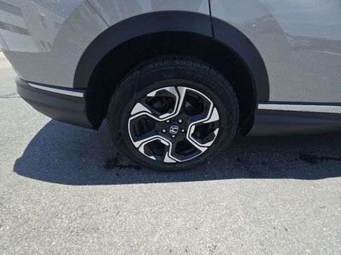 Used 2018 Honda CR-V Touring image 11