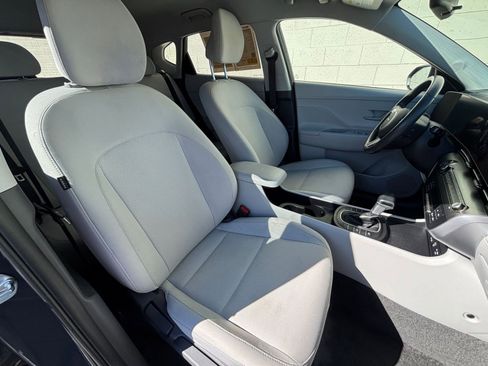 Used 2025 Hyundai Kona SEL image 36