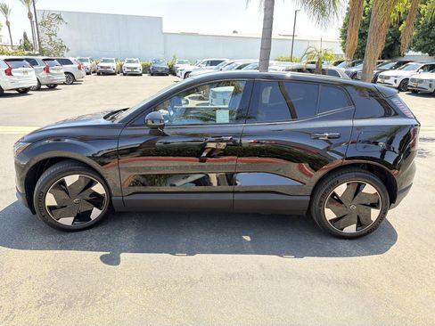 Used 2026 Volvo EX30 Plus w/ Climate Package AWD/4WD image 8