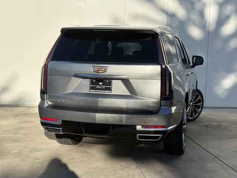 New 2026 Cadillac Escalade Luxury w/ Touring Package image 6
