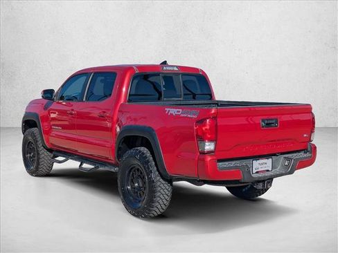 Used 2016 Toyota Tacoma TRD Off-Road image 8