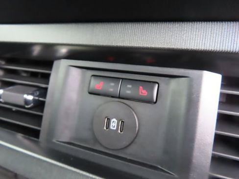 Used 2024 Ford F350 Platinum image 51