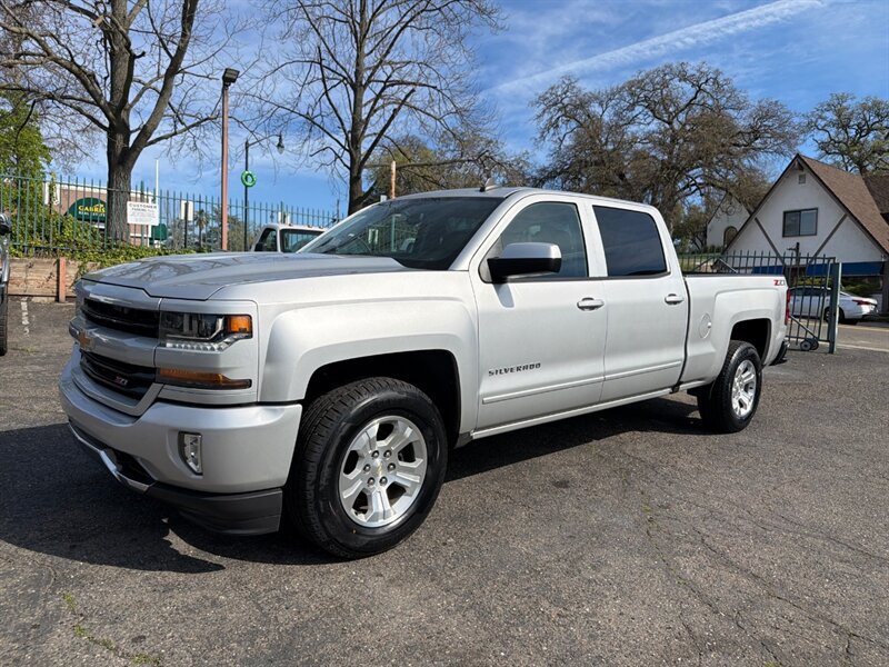 Used 2018 Chevrolet Silverado 1500 LT w/ All Star Edition AWD/4WD image 2
