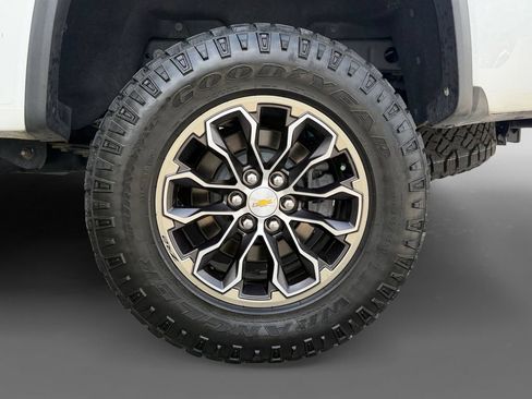 Used 2021 Chevrolet Colorado ZR2 AWD/4WD image 10