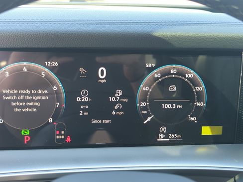 New 2026 Volkswagen Tiguan SE R-Line image 11