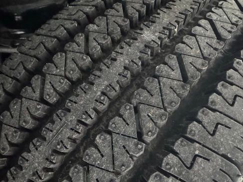 New 2025 Chevrolet Express 2500 Work Van w/ Driver Convenience Package image 26