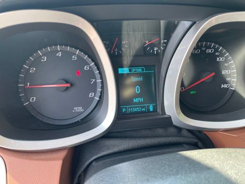 Used 2017 Chevrolet Equinox Premier w/ Enhanced Convenience Package FWD image 25