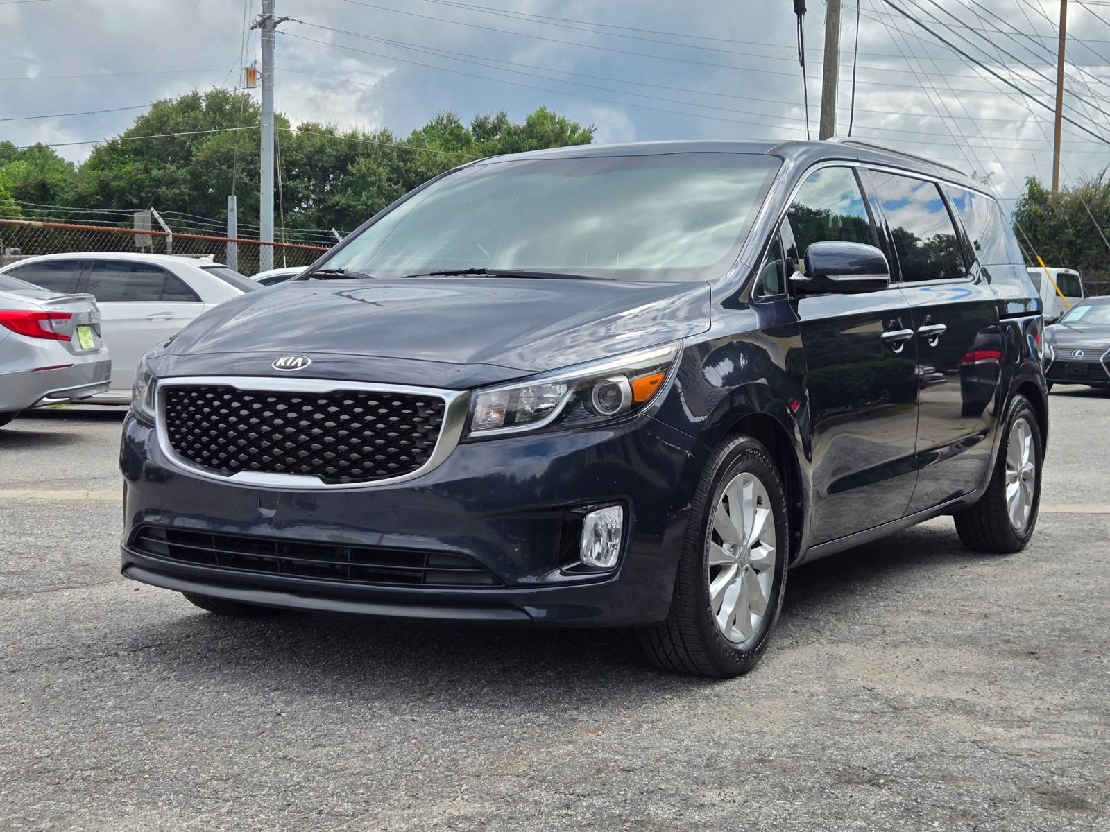 Used 2015 Kia Sedona EX w/ EX Premium Plus Package FWD image 2