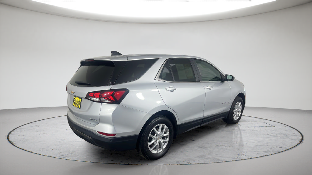 Used 2022 Chevrolet Equinox LT w/ Driver Convenience Package AWD/4WD image 8