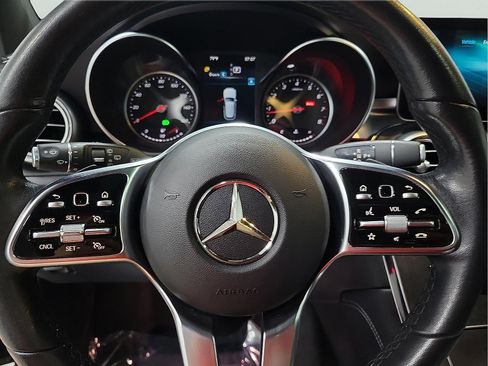 Used 2020 Mercedes-Benz GLC 300 image 19
