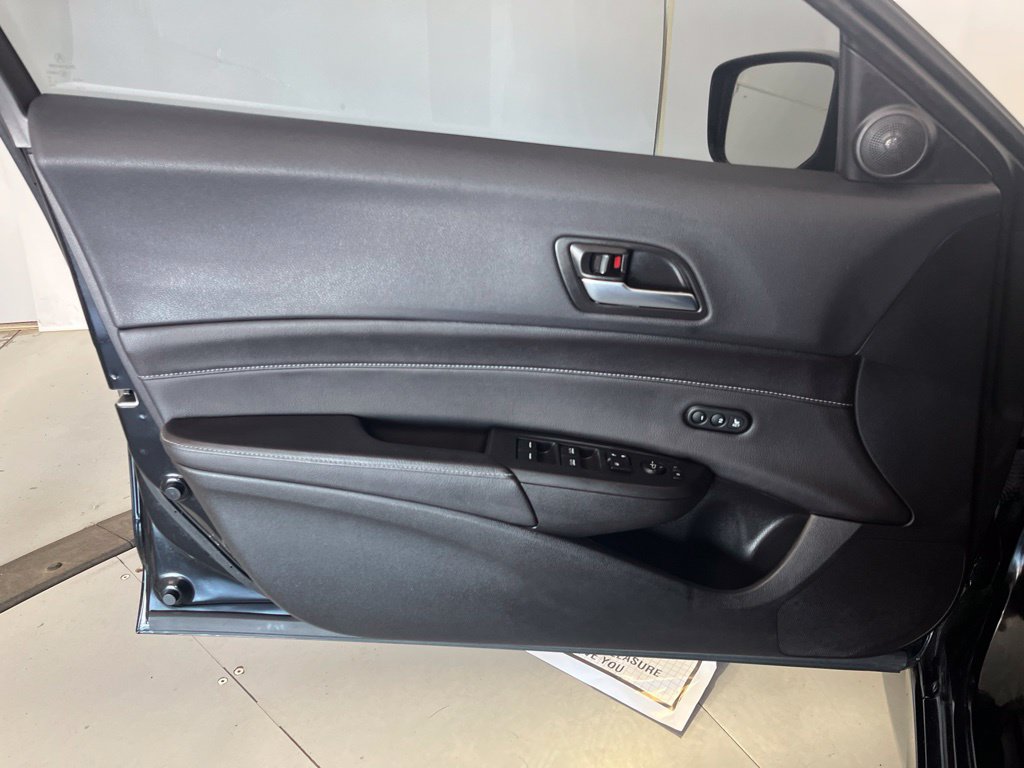 Used 2020 Acura ILX w/ Premium & A-SPEC Package FWD image 26