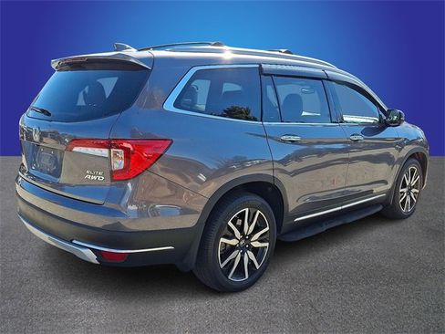 Used 2021 Honda Pilot Elite image 4