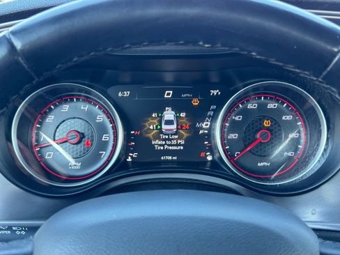 Used 2023 Dodge Charger SXT image 10