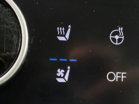 Certified 2025 Hyundai Tucson Limited FWD image 34