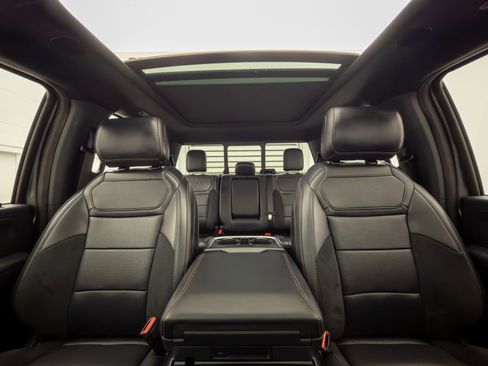 Used 2025 Ford F150 Raptor image 15